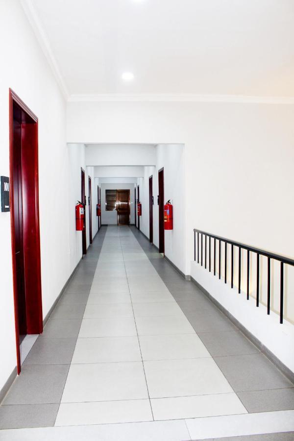Ixoras Hotel كينشاسا المظهر الخارجي الصورة