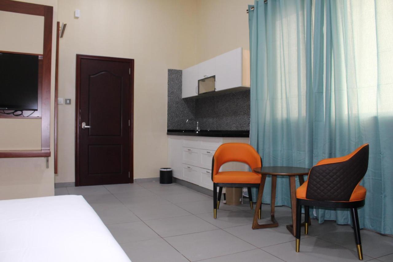 Ixoras Hotel كينشاسا المظهر الخارجي الصورة